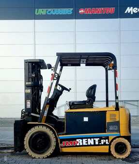 4-wiel elektrische heftrucks 2005  CAT Lift Trucks EP 30 K PAC (2)