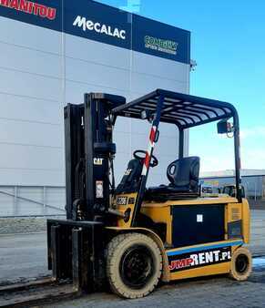 4-wiel elektrische heftrucks 2005  CAT Lift Trucks EP 30 K PAC (3)