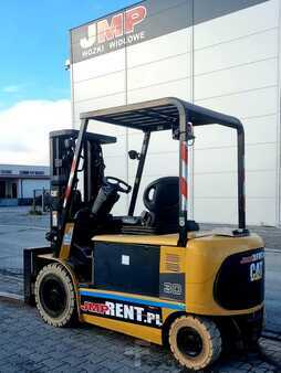 4-wiel elektrische heftrucks 2005  CAT Lift Trucks EP 30 K PAC (4)