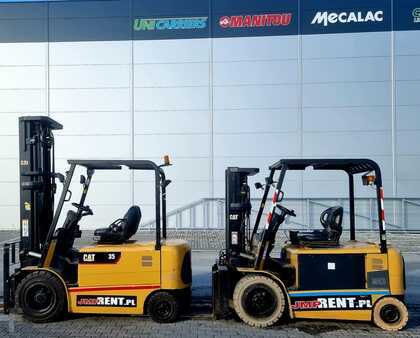 4-wiel elektrische heftrucks 2005  CAT Lift Trucks EP 30 K PAC (6)
