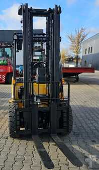 Carretilla elevadora GLP 2024  TCM FGE35-E2 BRAND NEW D3700mm (4)