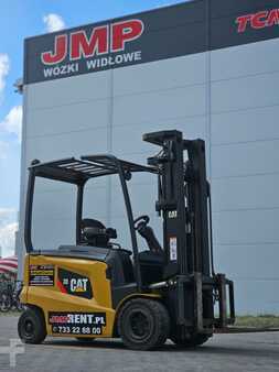 4-wiel elektrische heftrucks 2016  CAT Lift Trucks EP 30 CN (10)