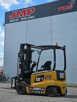 4-wiel elektrische heftrucks 2016  CAT Lift Trucks EP 30 CN (5)
