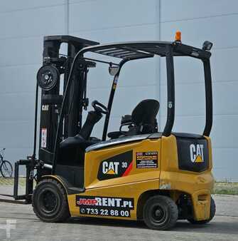 4-wiel elektrische heftrucks 2016  CAT Lift Trucks EP 30 CN (7)