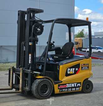4-wiel elektrische heftrucks 2016  CAT Lift Trucks EP 30 CN (8)