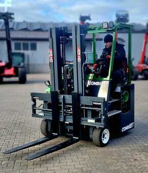 4-Vejs truck 2023  Combilift CB 2500 LPG NEW 2023 - SALE ! (2)