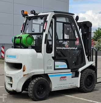 Carretilla elevadora GLP 2017  Unicarriers UG1D2A32LQ  DX32 (8)