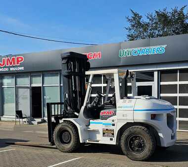 Dieseltruck 2015  Unicarriers ZX80  FD80-3 TRIPLEX 6m (5)