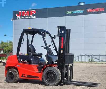 Carrelli elevatori diesel 2022  Manitou MI 30 D  UNUSED (7)