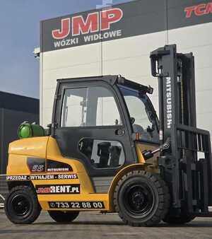 Wózki gazowe 2019  Mitsubishi FG 55 NT (2)