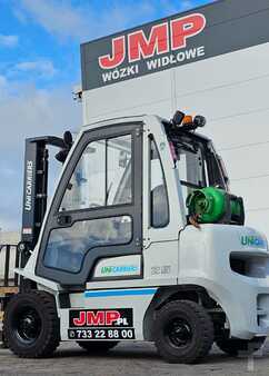 Carrelli elevatori GPL 2018  Unicarriers U1D2A25LQ  DX25 (2)