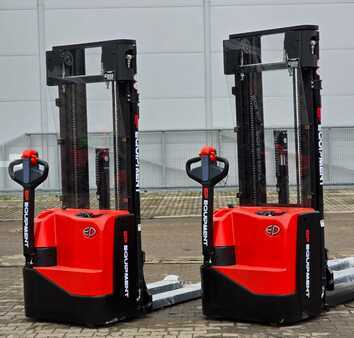 Skjutstativtruck 2025  EP Equipment WSA 161 Li-ION (1)