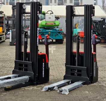 Skjutstativtruck 2025  EP Equipment WSA 161 Li-ION (9)
