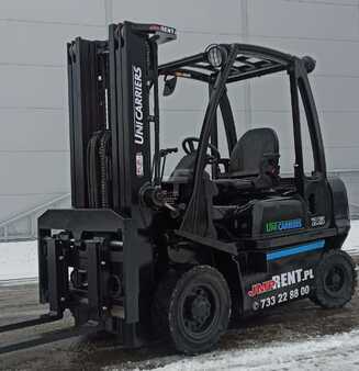 Wózki widłowe diesel 2017  Unicarriers Y 1 D2 A25 Q  DX25 DIESEL (3)