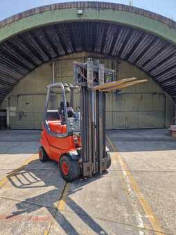 Carrelli elevatori GPL 1996  Linde H30T (2)