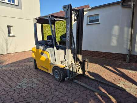 Elektrisk- 4 hjul 2019  Jungheinrich EFG320 (1)