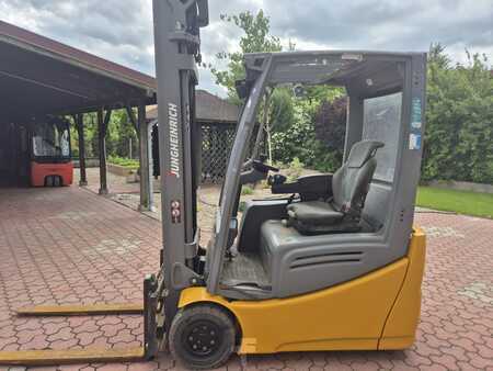 Elektrisk- 3 hjul 2017  Jungheinrich EFG216k (2)