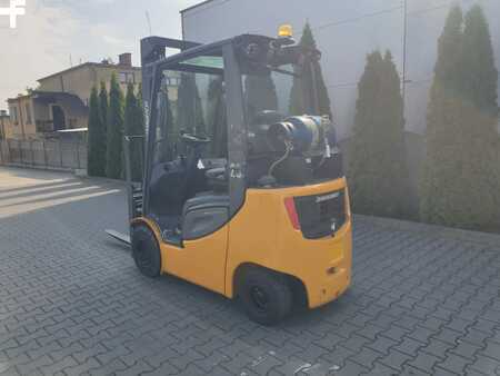 LPG heftrucks 2014  Jungheinrich TFG320s (4)