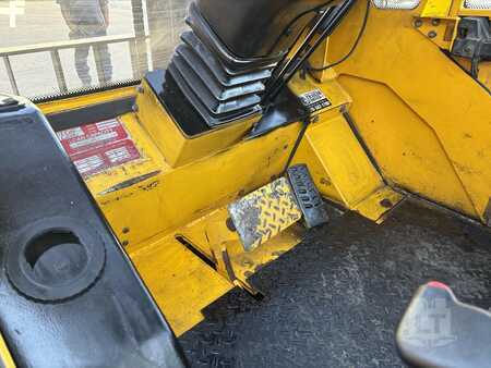 Rough Terrain Forklifts 2018  LOAD LIFTER 2412-8D (10)