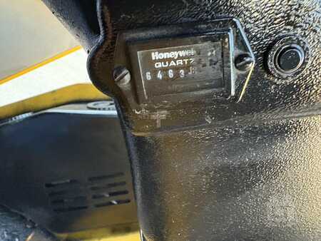 Rough Terrain Forklifts 2018  LOAD LIFTER 2412-8D (8)