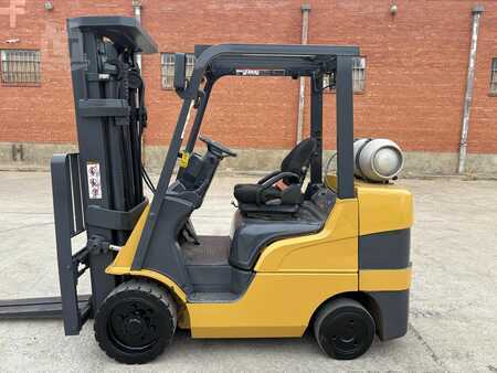 Propane Forklifts 2018  CAT Lift Trucks 2C6000 (1)