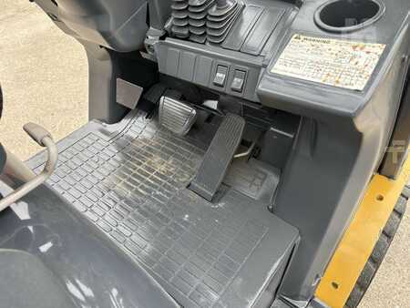 Propane Forklifts 2018  CAT Lift Trucks 2C6000 (11)