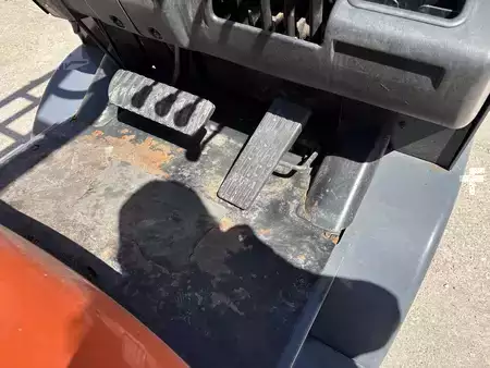 Propane Forklifts - Toyota 426FGC25 (12)