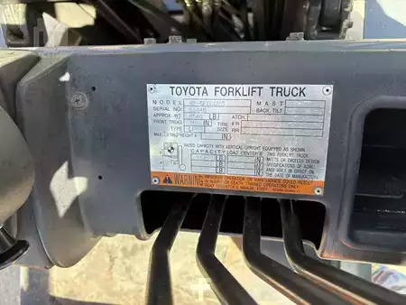 Propane Forklifts - Toyota 426FGC25 (17)
