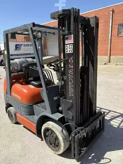 Propane Forklifts - Toyota 426FGC25 (7)