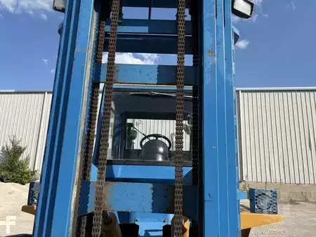 Montacargas Todo Terreno 2008  Omega Lift 4416T-12MS (14)