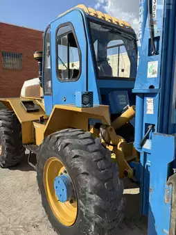 Montacargas Todo Terreno 2008  Omega Lift 4416T-12MS (9)