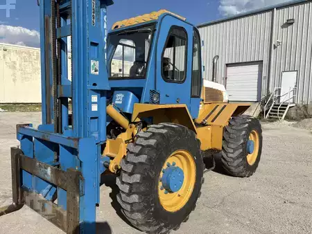 Montacargas Todo Terreno 2008  Omega Lift 4416T-12MS (12)