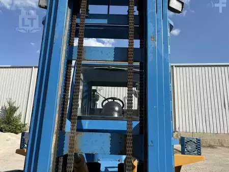 Montacargas Todo Terreno 2008  Omega Lift 4416T-12MS (14)