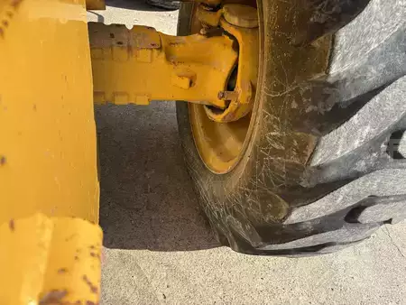 Montacargas Todo Terreno 2008  Omega Lift 4416T-12MS (18)