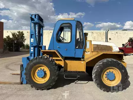 Montacargas Todo Terreno 2008  Omega Lift 4416T-12MS (5)