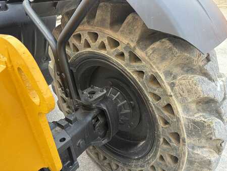 Telehandler Fixed 2015  JCB 509-42 (16)