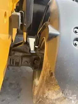 Manipulador Telescópico fijo 2016  JCB 510-56 (7)