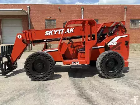 Telehandler Fixed 2015  SkyTrak 6042 (1)