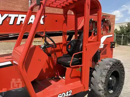 Telehandler Fixed 2015  SkyTrak 6042 (9)