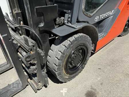 Diesel Forklifts 2020  Toyota 8FD35U (14)