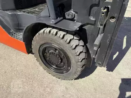 Diesel Forklifts 2019  Toyota 8FD40U (11)