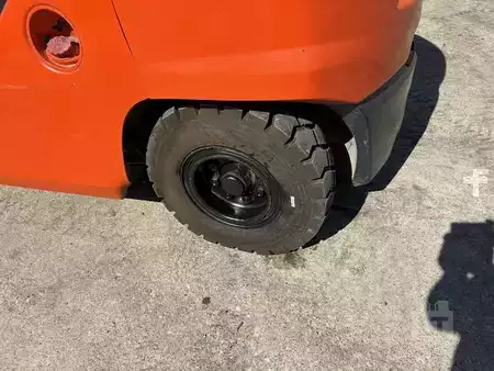 Diesel Forklifts 2019  Toyota 8FD40U (14)