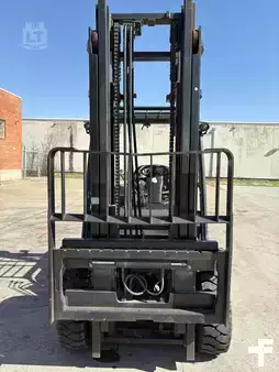 Diesel Forklifts 2019  Toyota 8FD40U (7)