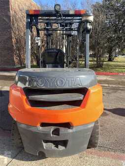 Diesel Forklifts 2019  Toyota 8FD40U (15)