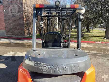 Diesel Forklifts 2019  Toyota 8FD40U (16)