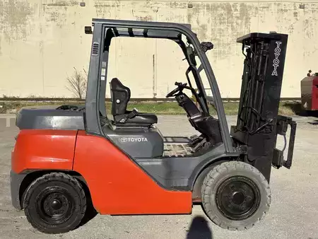 Diesel Forklifts 2019  Toyota 8FD40U (4)