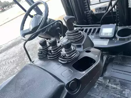 Diesel Forklifts 2018  Toyota 8FD50U (10)