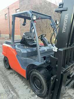 Diesel Forklifts 2018  Toyota 8FD50U (7)