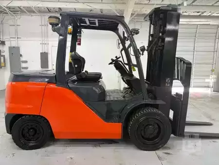Diesel Forklifts 2021  Toyota 8FD50U (18)