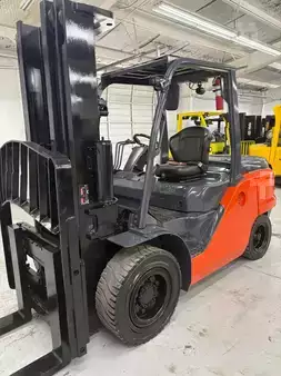 Diesel Forklifts 2021  Toyota 8FD50U (3)